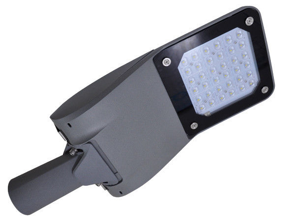 알루미늄 합금 옥외 LED 가로등 30W IP66 150LPW 효율성 AC100-277V 50-60Hz