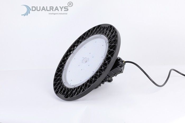 140LPW는 UFO 높은 만 점화 200W 산업 공장 창고 작업장을 지도했습니다