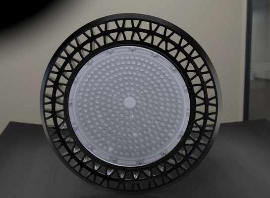 PFC 기능을 가진 알루미늄 합금 UFO LED 빛 우수한 열 분산 60°/90°/120° 선택
